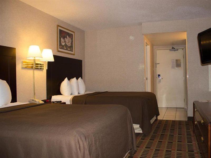 Days Inn By Wyndham Amarillo East Екстер'єр фото