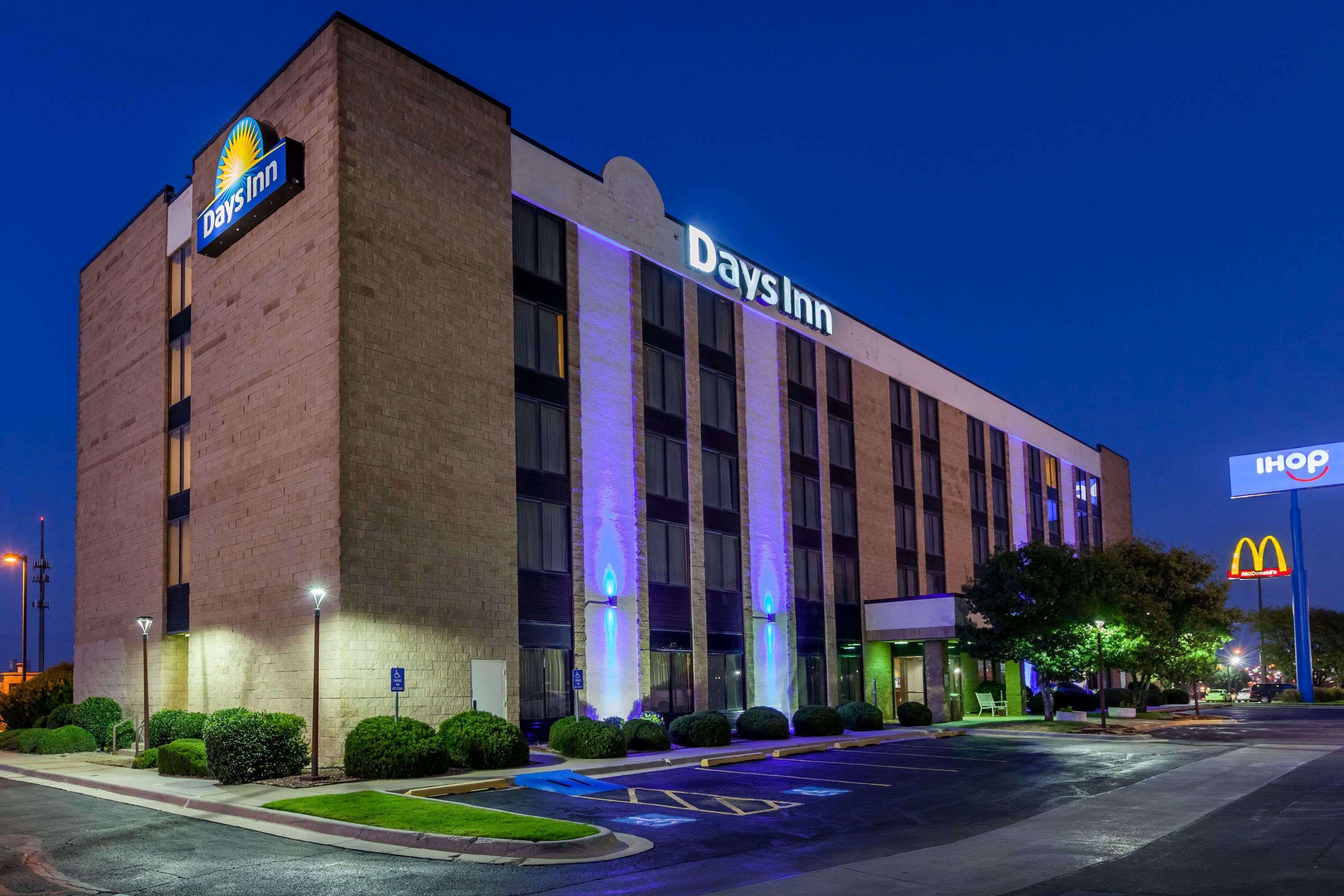 Days Inn By Wyndham Amarillo East Екстер'єр фото