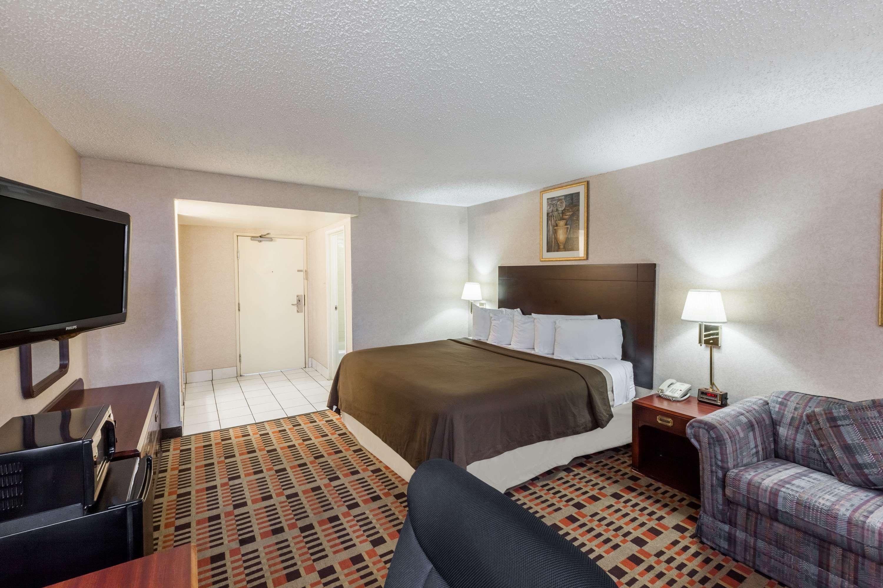 Days Inn By Wyndham Amarillo East Екстер'єр фото